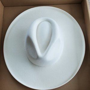 Lack of Color- Melodic Fedora in Ivory